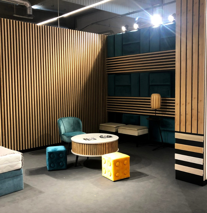 Partition slats commercial space